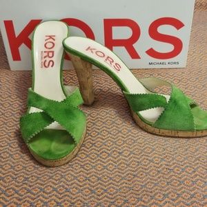💚 Kors VTG Coast Strappy Retro Heels Green
